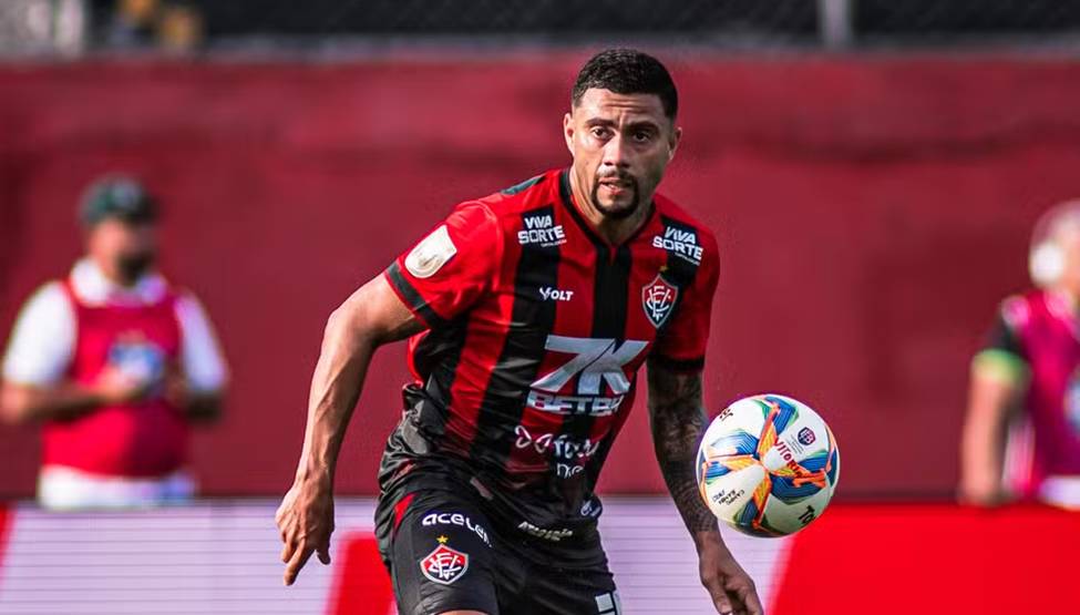 Wellington Rato: Vitória comenta situação após grave lesão