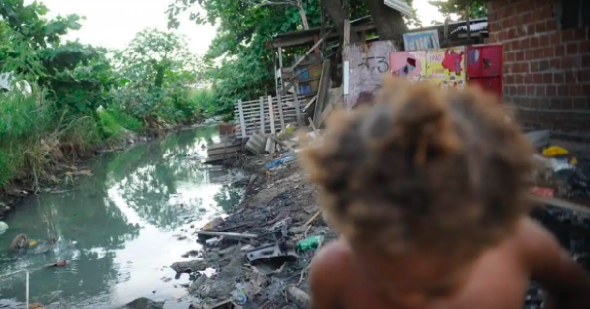 Unicef revela 417 milhões de crianças em risco de pobreza multidimensional