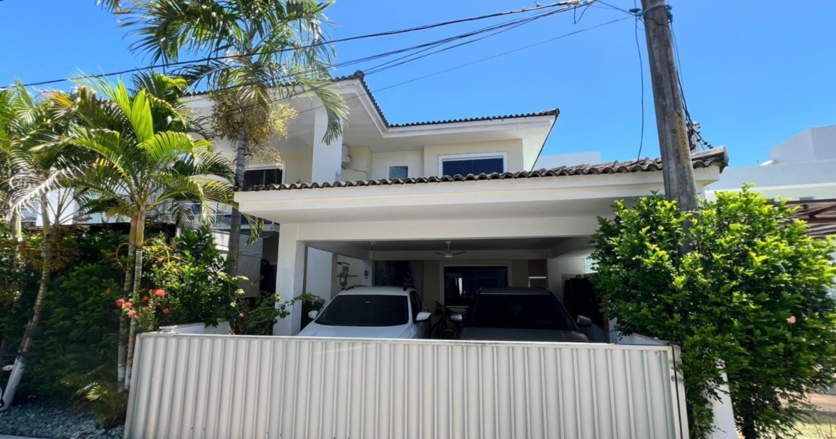 Casa à venda no bairro Miragem com 4 quartos - BN Imóveis