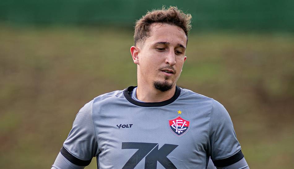 Vitória deve pagar R$ 500 mil para escalar Thiago Couto