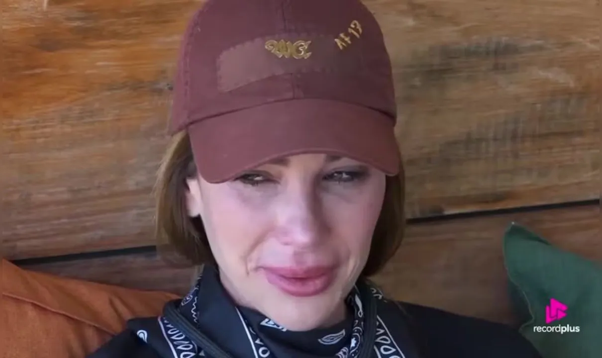 Maria Caporusso acidente com bezerro em A Fazenda 17