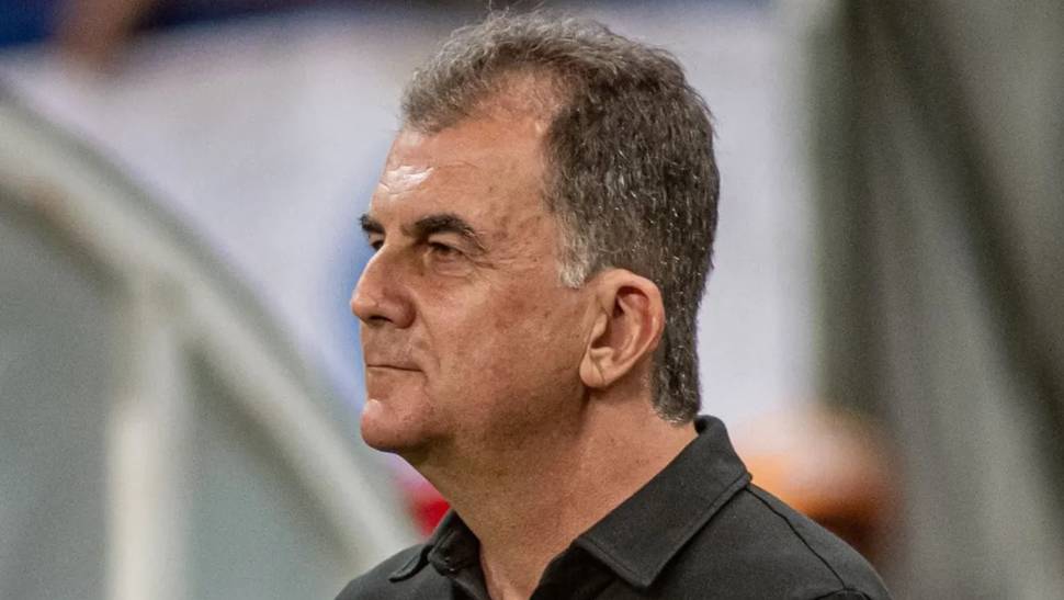 Fábio Mota destaca base do Vitória e revela metas de formação