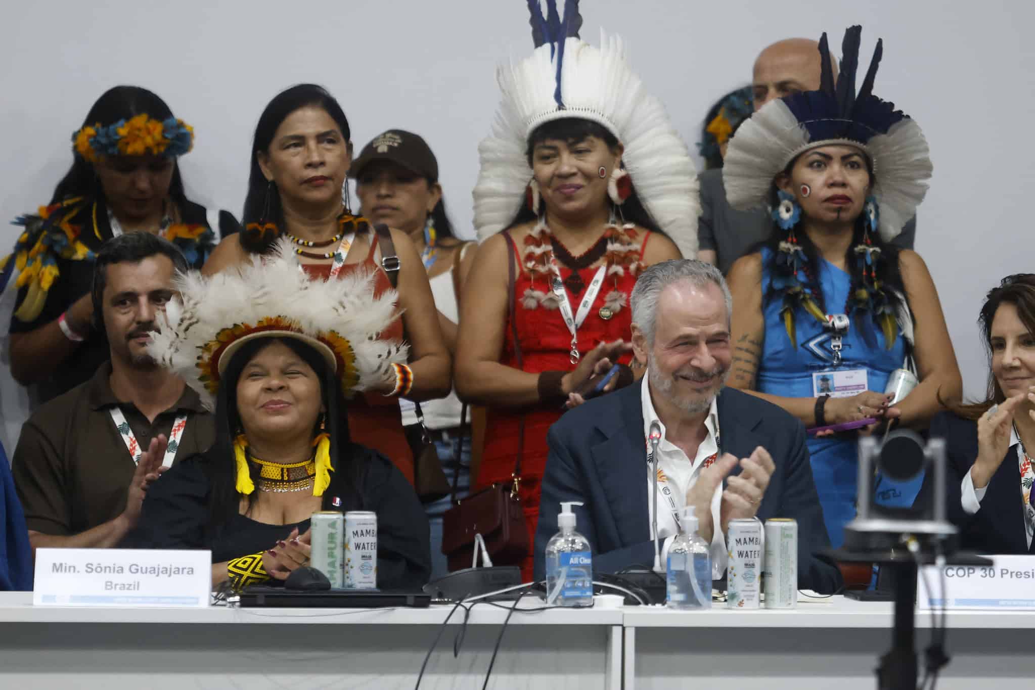 Brasil demarca novas terras indígenas e investe US$ 1,8 bilhão