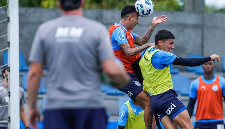 Bahia faz treino preparatório para jogo contra Fortaleza