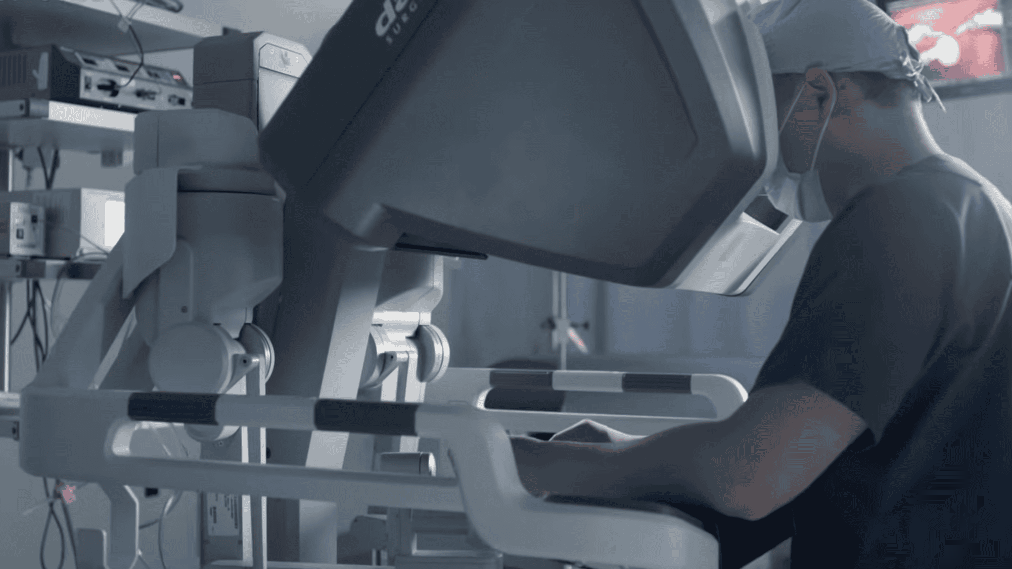 SUS cria Centro de Treinamento em Robótica no INCA para cirurgiões