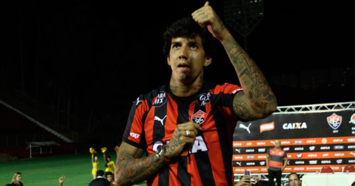 Juazeirense confirma contratação de Victor Ramos para 2026