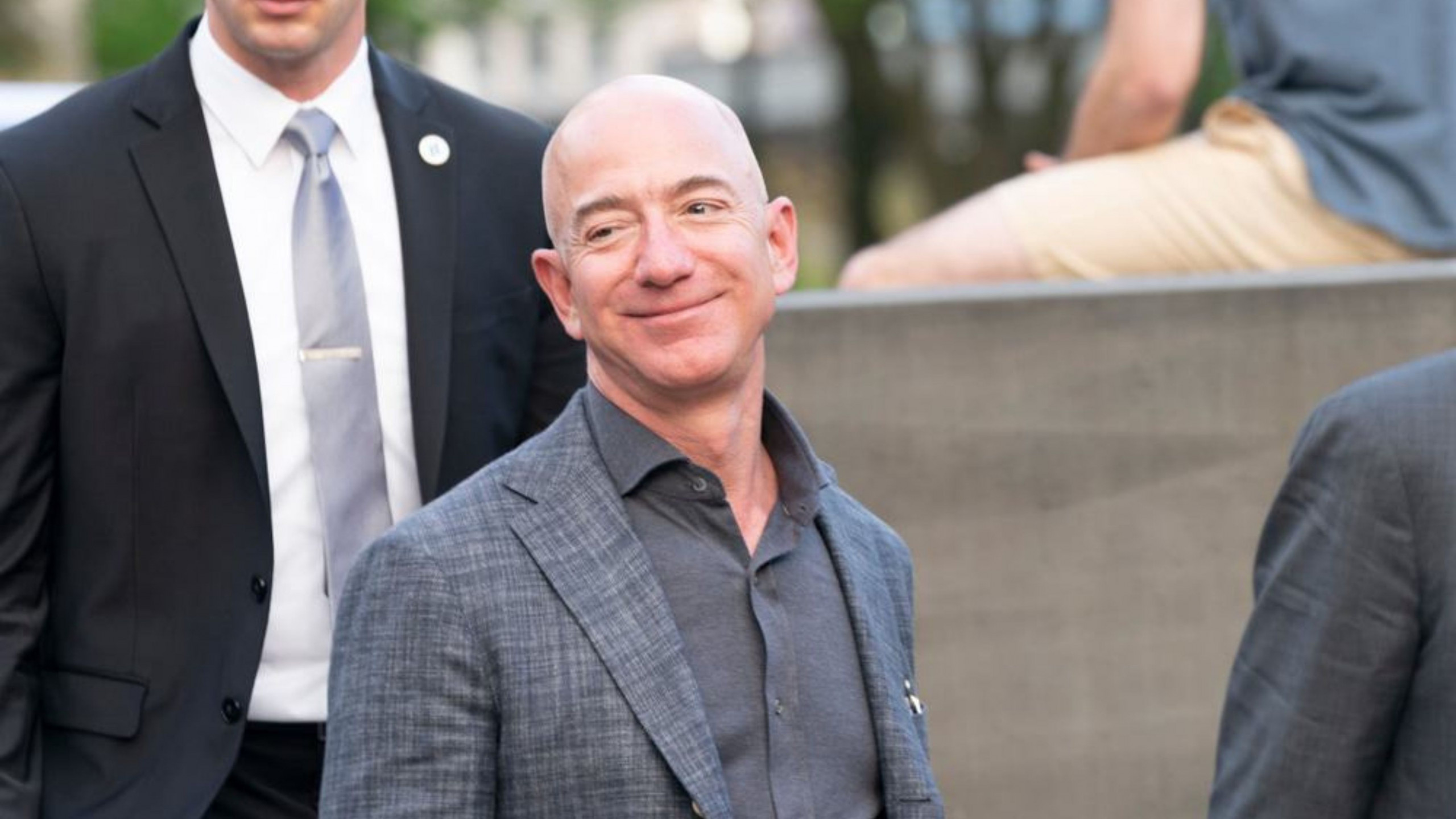 Jeff Bezos lança Projeto Prometheus, startup de IA com US$ 6,2 bi