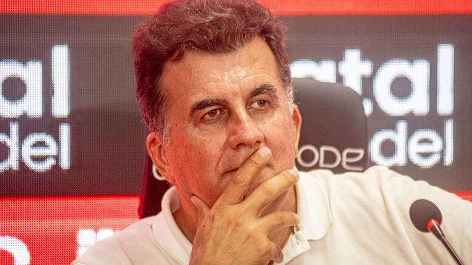 Fábio Mota discute pressão por SAF no Vitória em entrevista