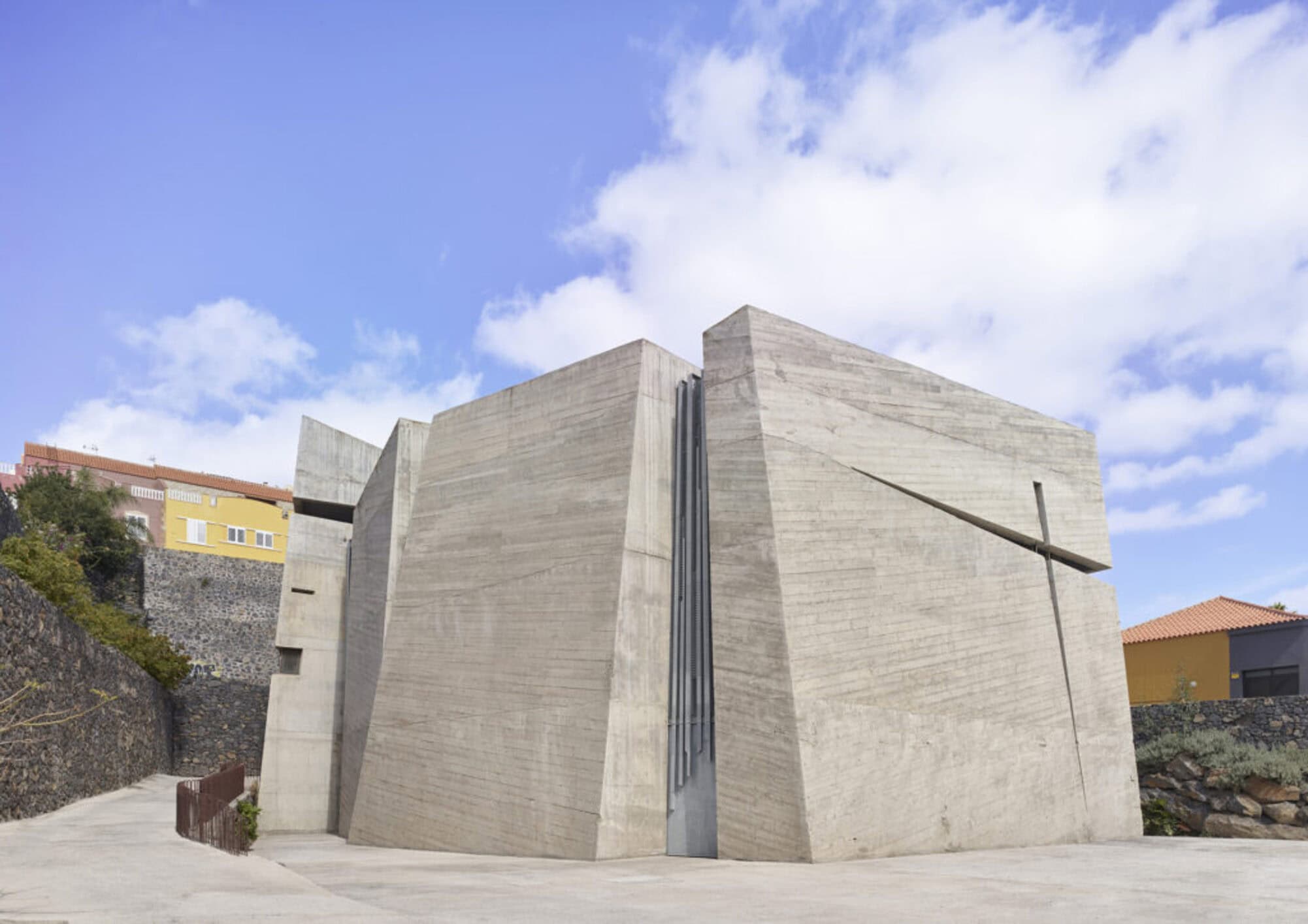 Igreja em Tenerife ganha Edifício do Ano 2025 por renovação