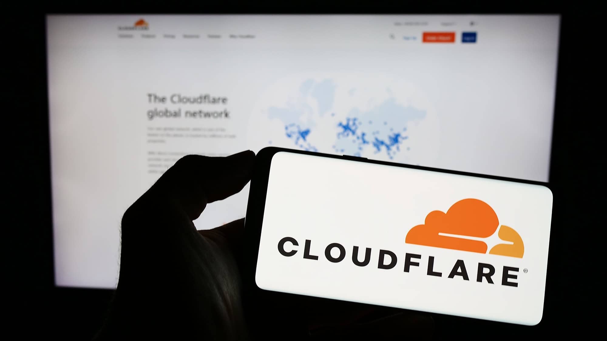 Cloudflare: erro técnico impacta serviços como ChatGPT e Canva